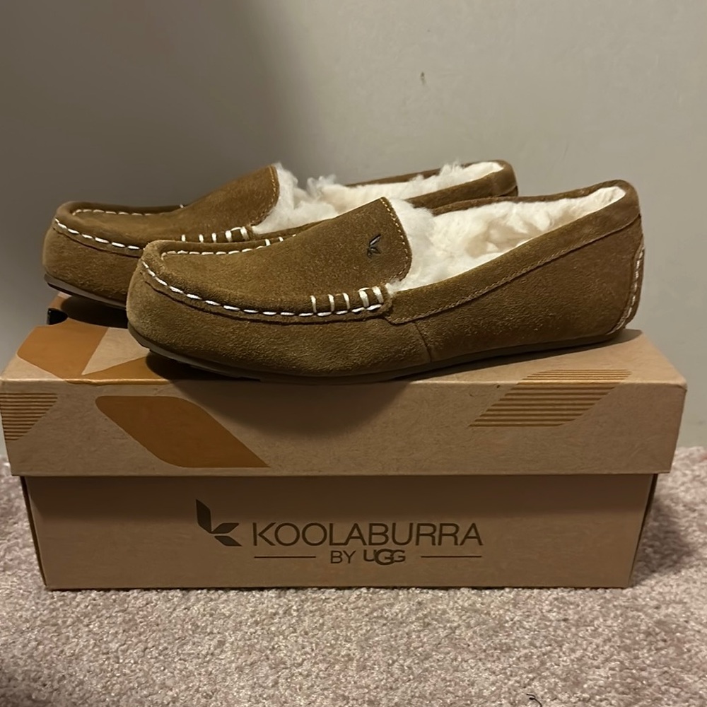 Koolaburra by UGG Brown Suede Moccasins